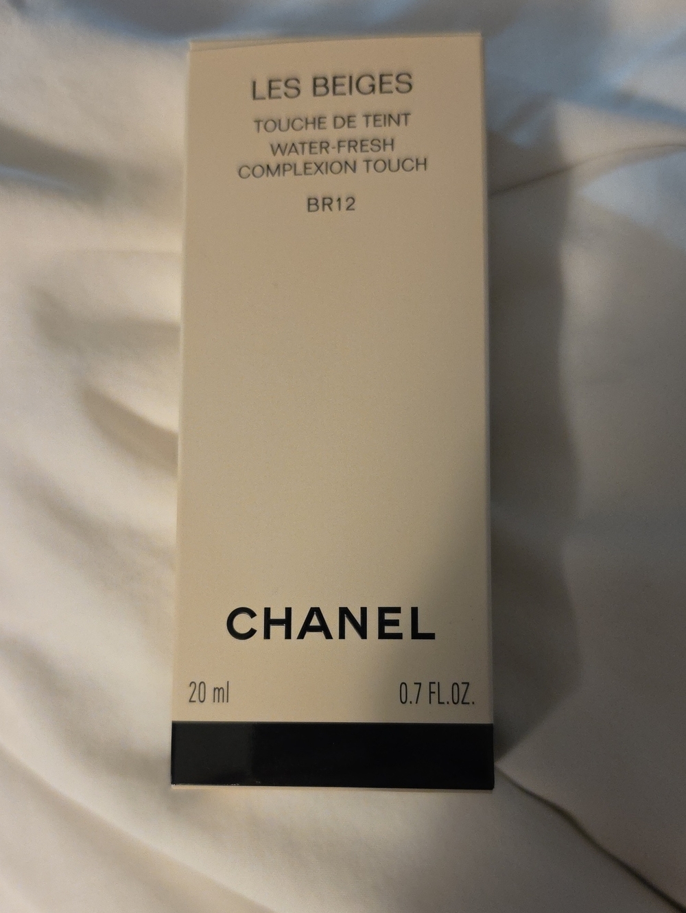 CHANEL Les Beiges BR12 Water Fresh Complexion Touch